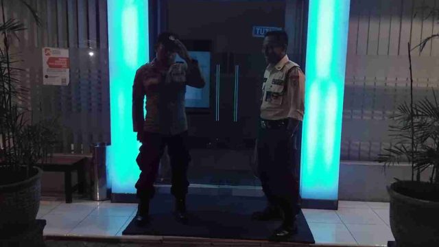 Antisipasi Gangguan Kamtibmas, Polsek Pucuk Tingkatkan Patroli di Kawasan Perbankan