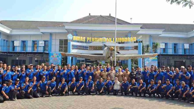 150 Guru di Lamongan Terima Sertifikat Retreat Bela Negara, Didorong Jadi Penggerak Karakter Kebangsaan