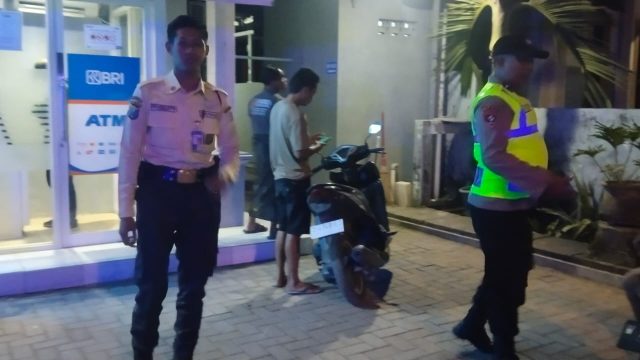 Cegah Aksi Kejahatan 4C, Polsek Kembangbahu Intensifkan Patroli Kota Presisi di Bank, SPBU dan Minimarket