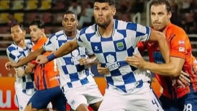 Gila! Persib Bandung Balikkan Keadaan dalam Sekejap, Port FC Dibungkam 3-1