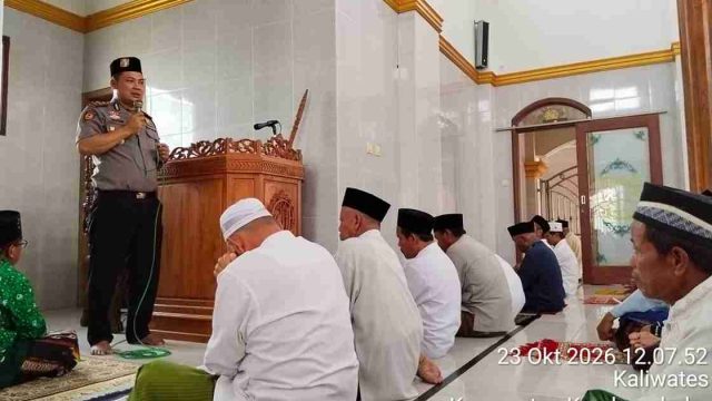 Polsek Kembangbahu Gelar Jumling di Masjid Mujahidin, Sampaikan Pesan Kamtibmas dan Amankan Salat Jumat