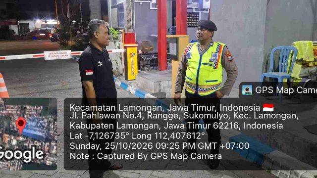 Polsek Lamongan Kota Patroli Malam, Sasar Perumahan hingga SPBU Kalikapas