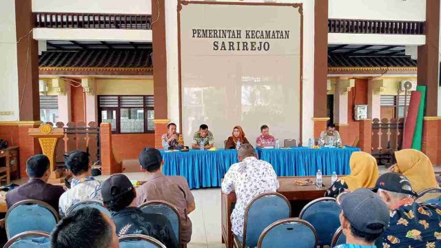 Kapolsek Sarirejo Hadiri Rakor Perangkat Desa, Perkuat Sinergi Jaga Kamtibmas